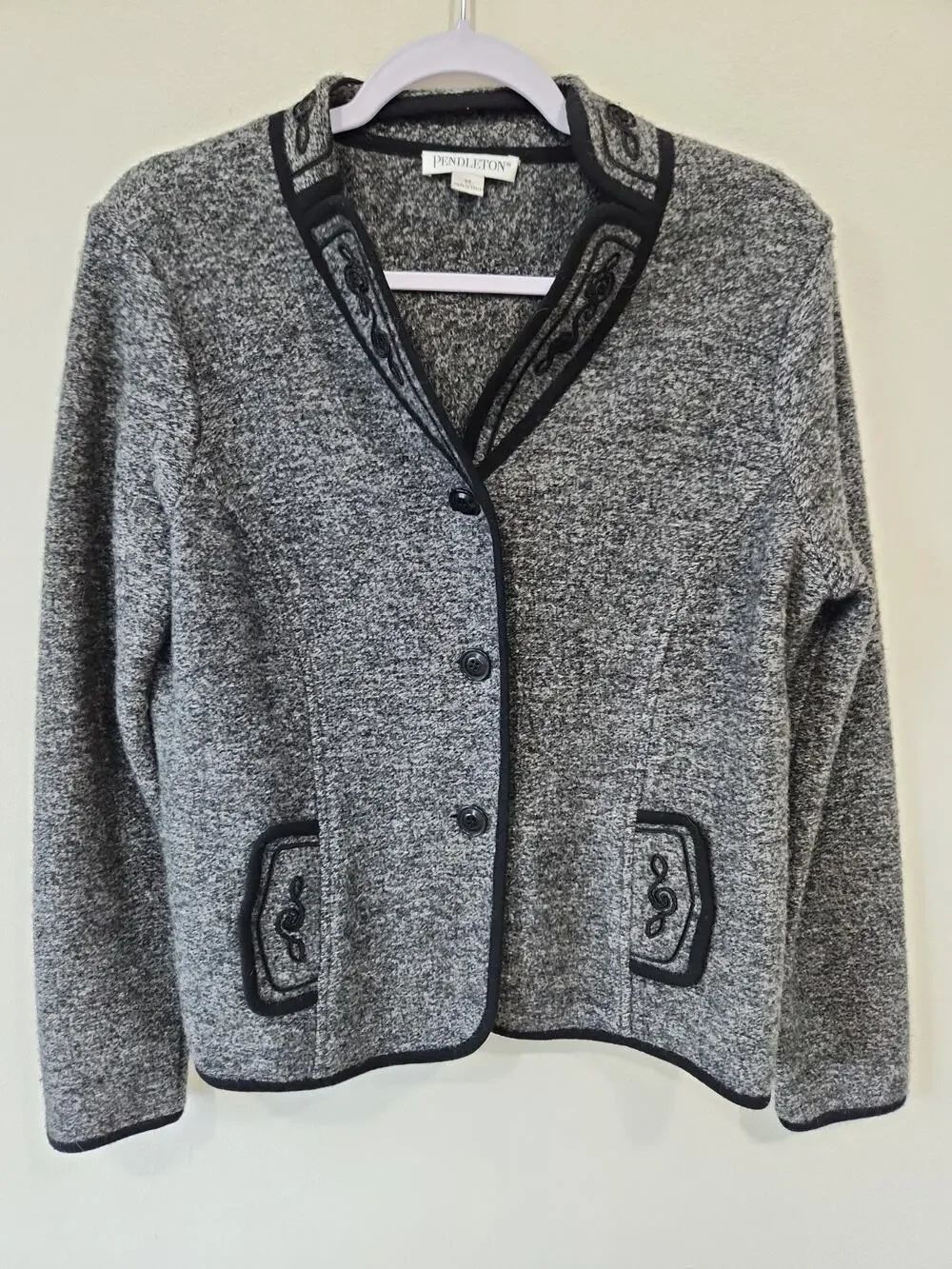 Pendleton Embroidered Gray Jacket Cardigan Women's Size Medium Lambswool